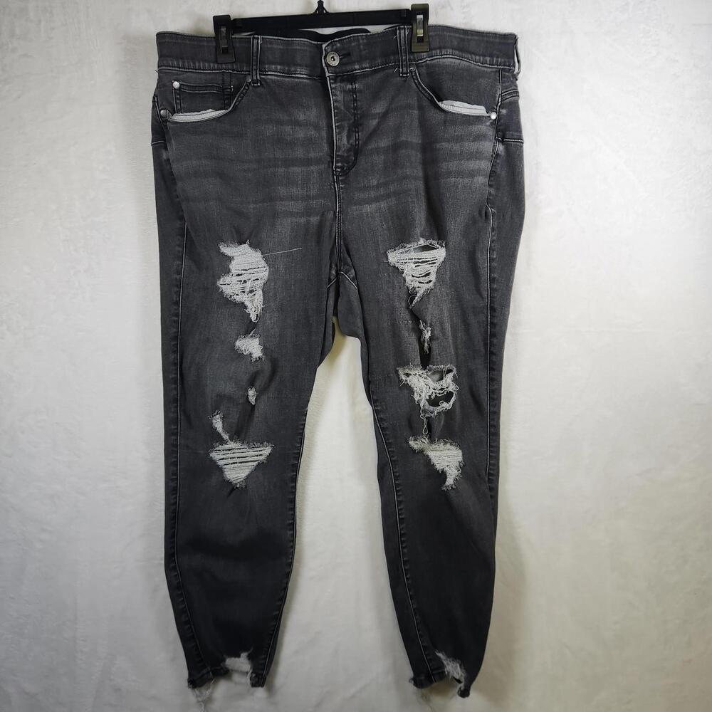 Torrid Bombshell Skinny Super Soft Distressed Thrashed Jeans Black Size 24R